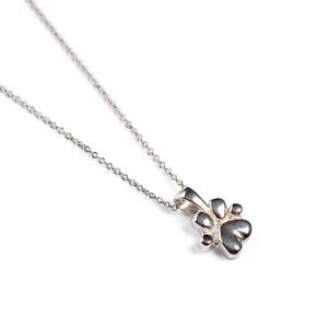 Paw Print Necklace In Silver 22 56cm