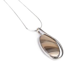 Oval Necklace In Silver And Striped Flint 16 42cm