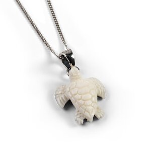 Tiny Hand Carved Sea Turtle Necklace Natural Designer Gemstone 16 40cm