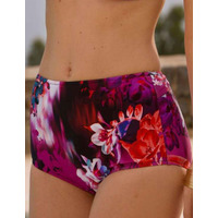 Pour Moi? Hot Tropics Control Brief