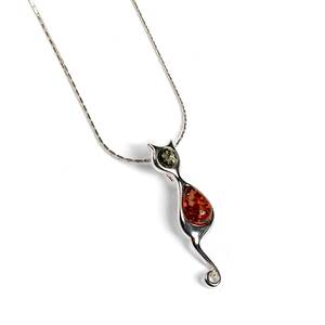 Cat Necklace In Silver And Amber 16 42cm