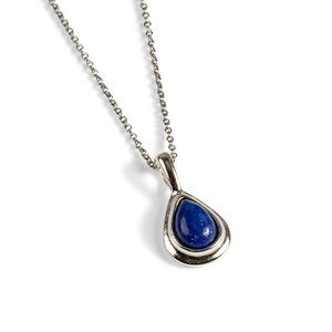 Classic Teardrop Necklace In Silver And Lapis Lazuli 20 50cm