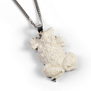 Hand Carved Buffalo Bone Toad Frog Necklace Natural Designer Gemstone 16 40cm