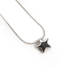 Star Necklace In Silver 16 42cm