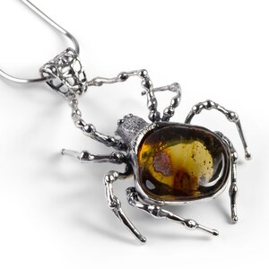 Dramatic Handmade Spider Necklace In Silver And Amber 16 42cm
