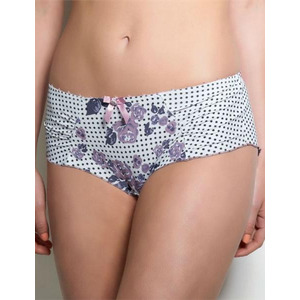 Freya Daphne Short