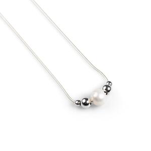 Delicate Single Stone Necklace In Silver And Pearl Default Title