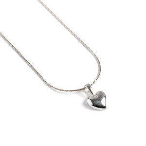 Miniature Heart Necklace In Silver 16 42cm