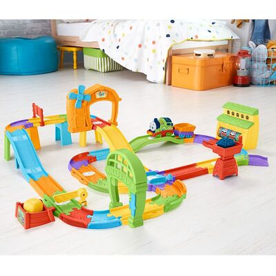Thomas & Friends My First Railway Pals Smart Tracks Deluxe Set