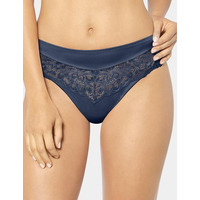 Triumph Amourette Charm Tai Brief