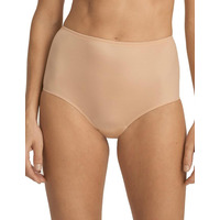 Prima Donna Every Woman Full Brief