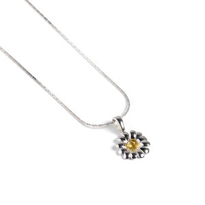 Miniature Daisy Necklace In Silver And Yellow Amber 16 42cm Yellow