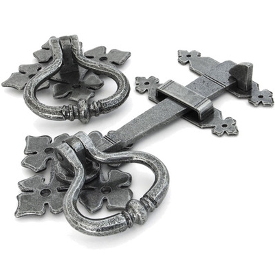 From The Anvil Shakespeare Latch Set, Pewter - 33685 PEWTER