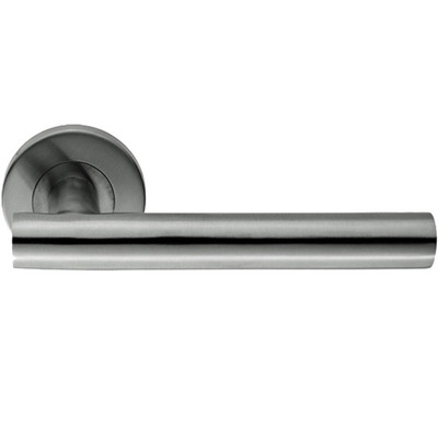 Eurospec Straight Stainless Steel Door Handles - Polished OR Satin Stainless Steel - CSL1194 (sold in pairs) POLISHED FINISH