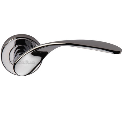 Heritage Brass Volo Door Handles On Round Rose, Polished Chrome - V1950-PC (sold in pairs) POLISHED CHROME