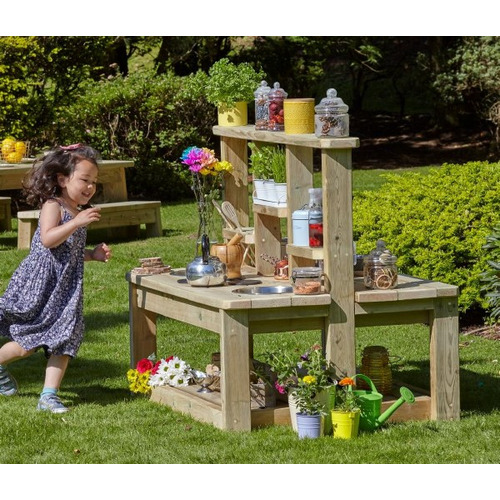 Outdoor Island Kitchen
