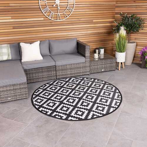 Diamond Weatherproof Round Rug, Black