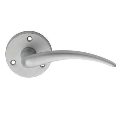 Carlisle Brass Wing Door Handles On Round Rose, Satin Chrome - DL66SC (sold in pairs) SATIN CHROME