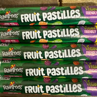 12x Rowntree’s Fruit Pastilles Sweets Tubes (12x48g)