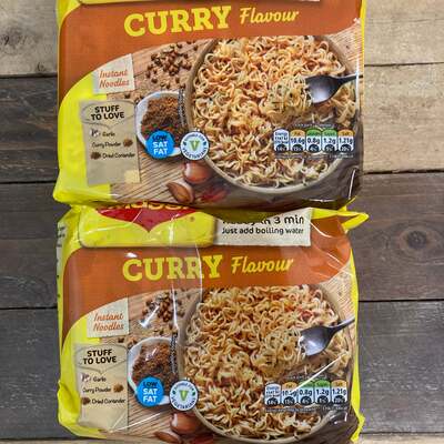 10x Maggi 3 Minute Noodles Curry Flavour Bags(2 Packs of 5x59g)
