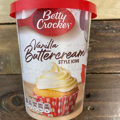 Betty Crocker Vanilla Buttercream Icing Tub 400g