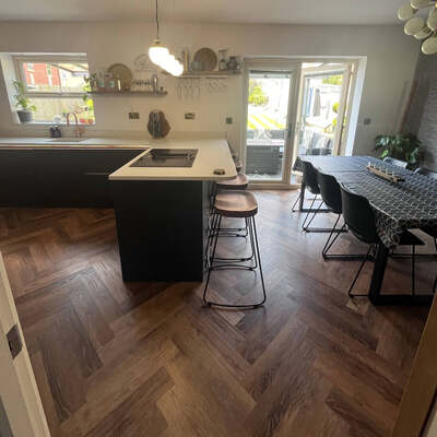 Lusso Portofino Herringbone Norwegian Oak Glue Down LVT Vinyl Flooring – Lusso