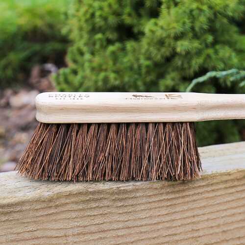 Bassine Hand Brush FSC&#174; 100% Certified