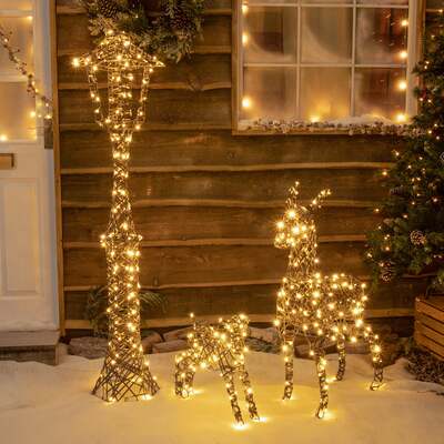 Grey Wicker Outdoor Light Up Deer and Fawn with Christmas Lampost Set