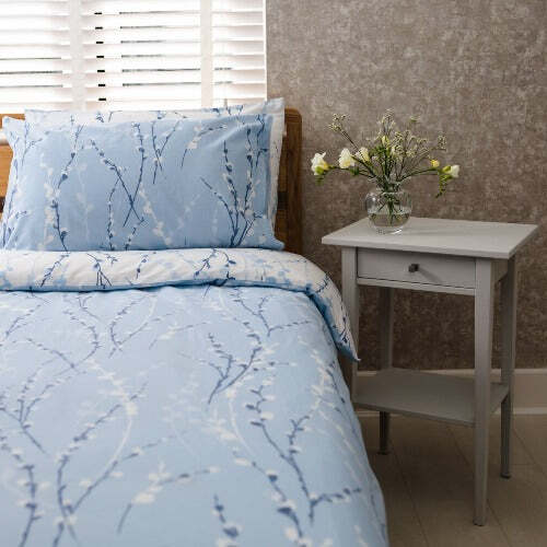 Polycotton Blue/White Bud Extra Large Single Duvet Cover Set