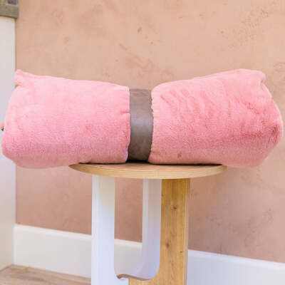 Dog Bed Duvet Cover Two Sizes Faux Fur & Suede Pink Blush - Medium - Large – The Big Little Duvet Co.