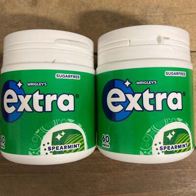 120x Extra Spearmint Sugarfree Chewing Gum Pieces (2 Tubs of 60)