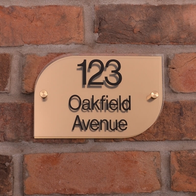 Metallic Acrylic House Signs &pipe; brushed brass effect &pipe; half rounded rectangle &pipe; 200 x 130