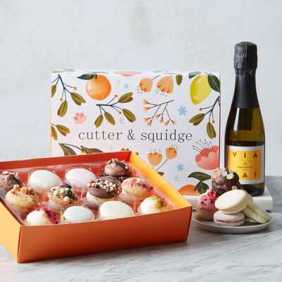 Mother’s Day Selection Box With Prosecco - 12 Pieces &pipe; Box Hamper Delivery UK