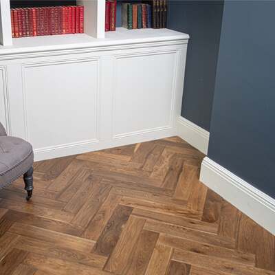 Lusso Rome Herringbone Smoked Brushed & Lacquered Engineered Oak – Lusso