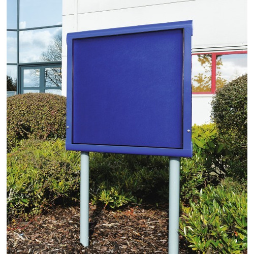 Weathershield Freestanding Outdoor Showcase