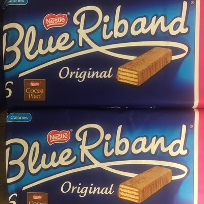 32x Blue Riband Original Milk Chocolate Wafer Bars (2 Packs of 16x18g)