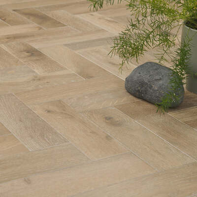 Lusso Novara Luxe Downy Herringbone Engineered Oak – Lusso