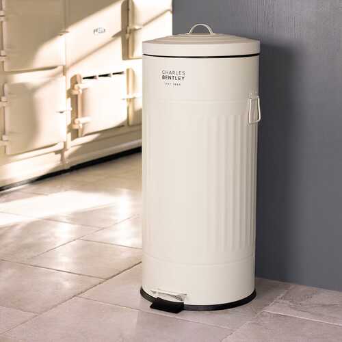 30L Round Retro Kitchen Pedal Bin Cream