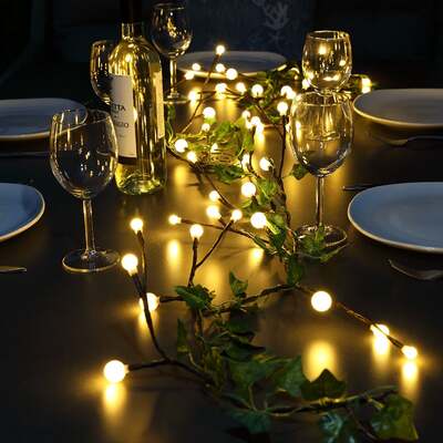Noma Christmas 1.8M Berry & Ivy Garland With 48 LED’S - Battery Operated