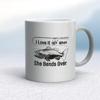 I Love It When She Bends Over Mug – Silver, 10oz