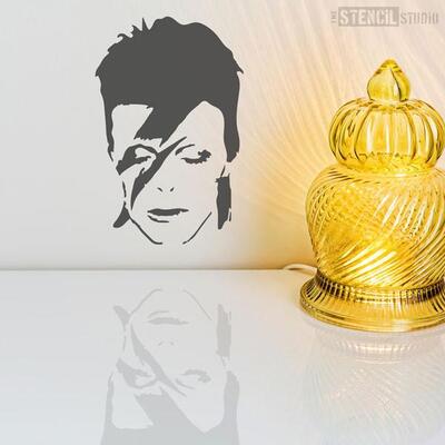 David Bowie Stencil - M - A x B = 23 x 35.4 cm (9 x 13.9 inches)