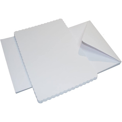 Pack of 25 Blank C5 White Scalloped Card & Envelopes
