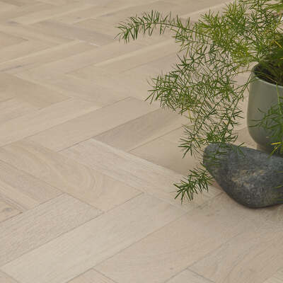 Lusso Novara Luxe Cougar Herringbone Engineered Oak – Lusso