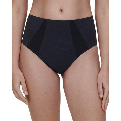 Chantelle Pure Lace High-Waisted Support Full Brief - Black