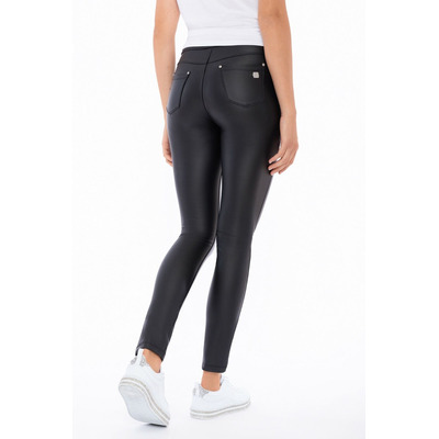 Slim-Fit N.O.W.® Faux Leather Pants Trousers - Black - L