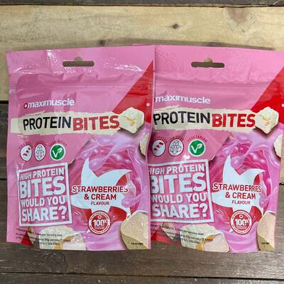 6x MaxiMuscle Protein Bites Strawberries & Cream Bags (6x110g)