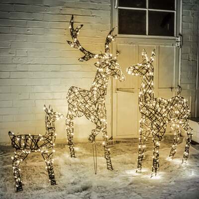 Christmas Family of Reindeer Outdoor Light Set