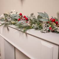 The Christmas Centre Jack Frost 6ft (180cm) Prelit Christmas Garland with Warm White Battery Operated LED Lights