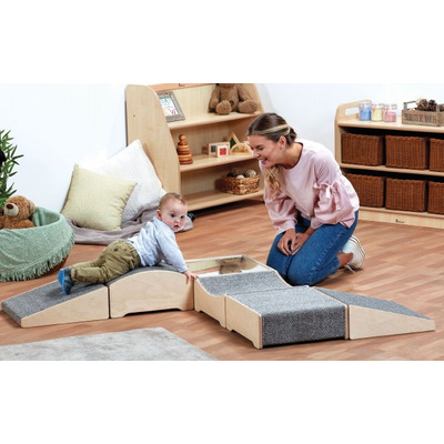 Kinder Trail Sets