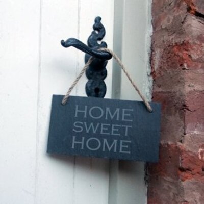 Slate Hanging Sign ’HOME SWEET HOME’